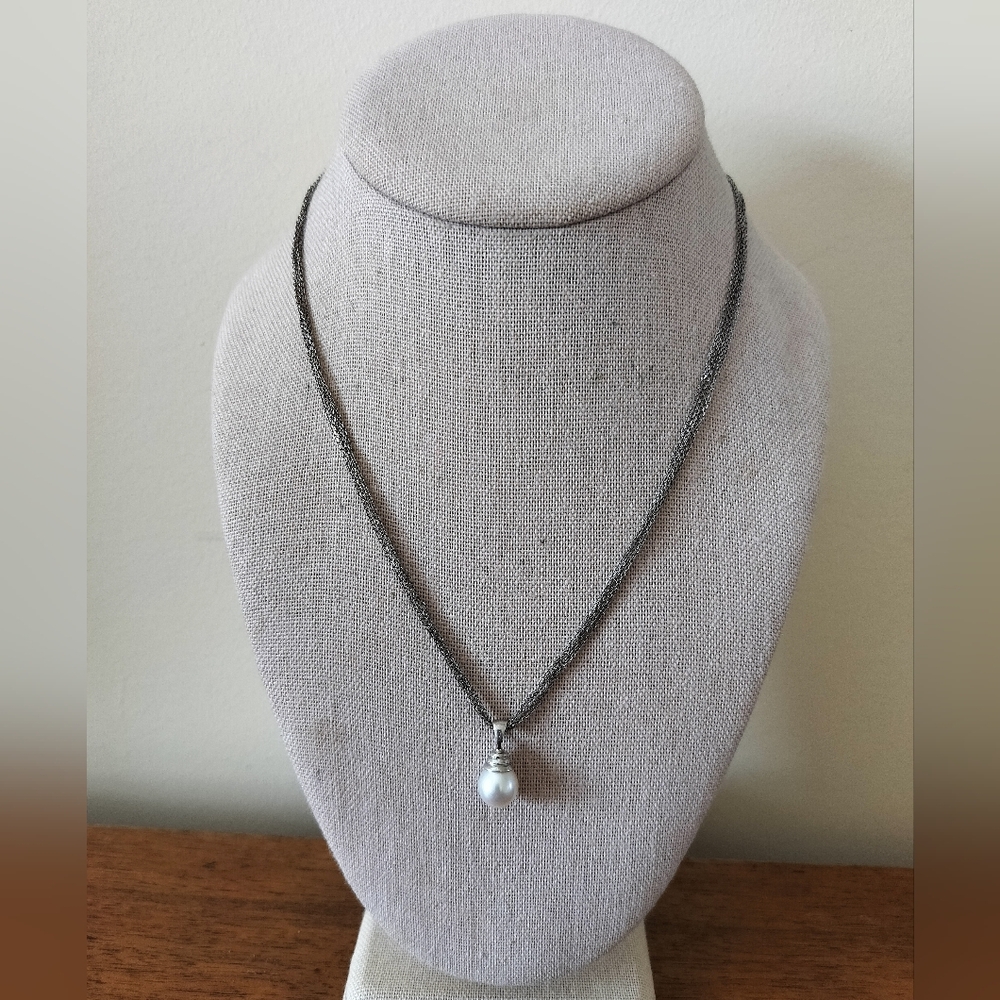 925 XL Sterling Silver Multi Chain Pearl Pendant Necklace